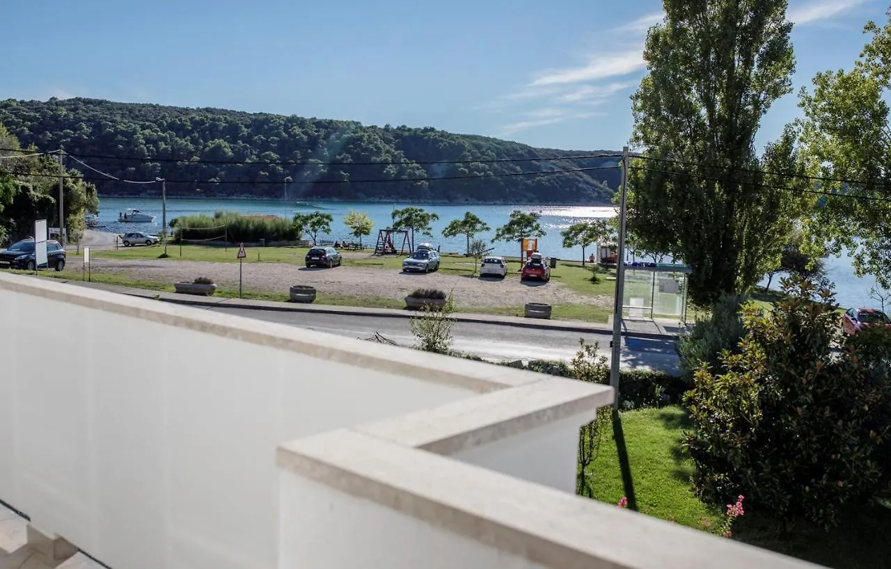 Apartments Stanicic Kampor 0*,